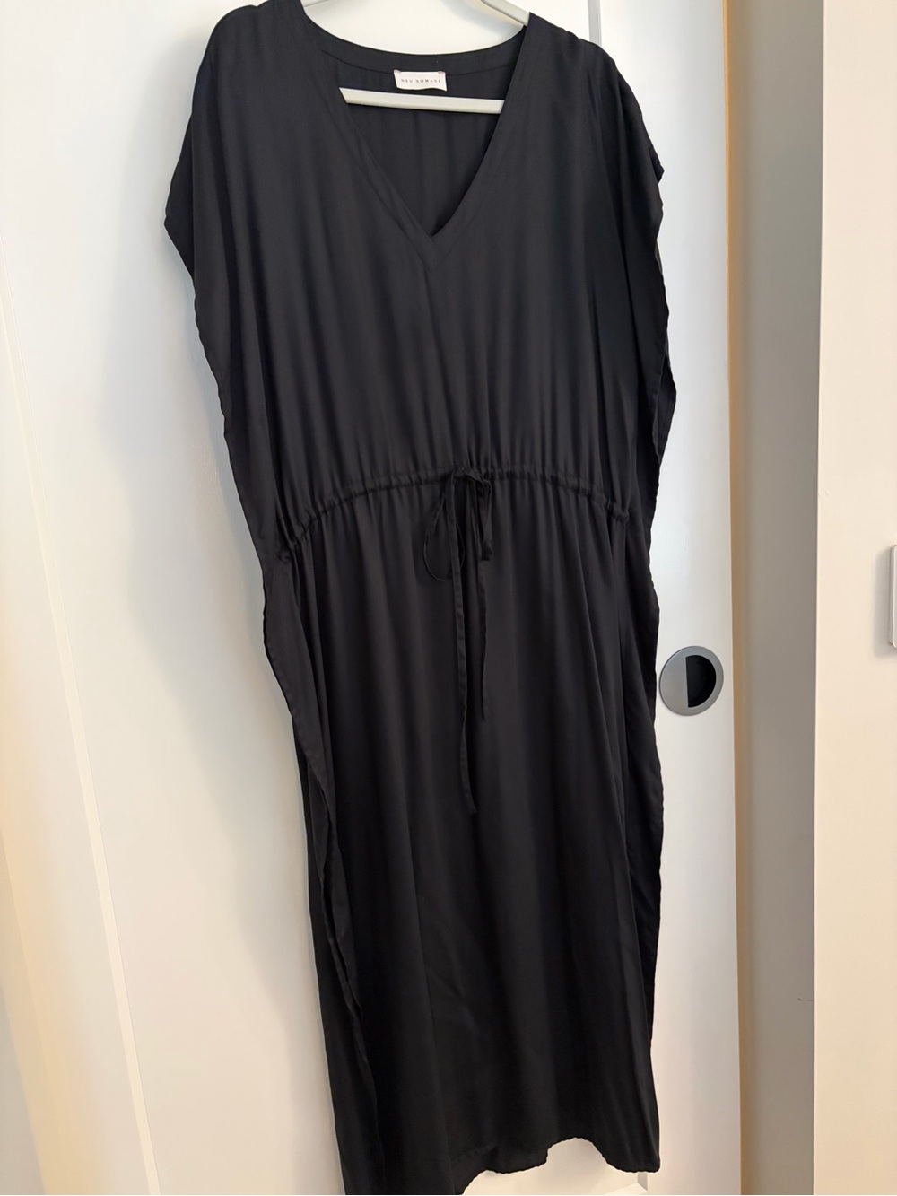 New Nomads Black / Navy V-Neck Drawstring Waist Midi Dress